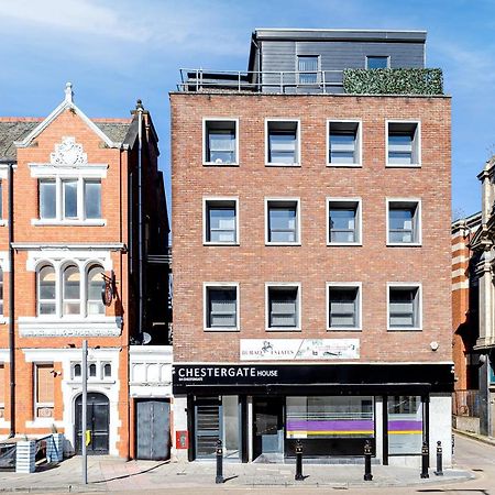 Cosy Modern Apt In Heart Of Stockport - Sleeps 4 Apartment Luaran gambar